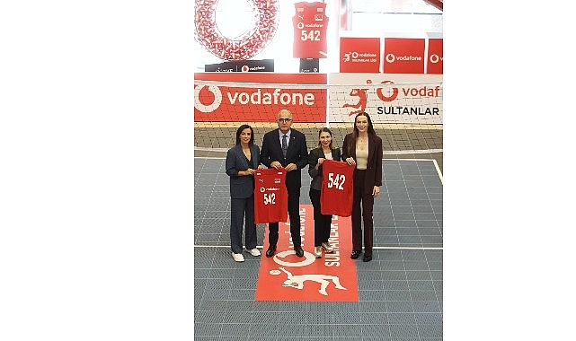 Vodafone'dan “dünya duysun biz burdayız” paneli